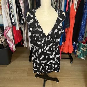 Black & white Pineapple print romper, size medium